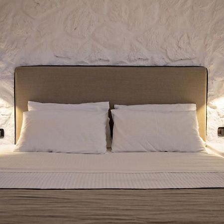 Levantes Luxury Suites II Tinos Exterior foto
